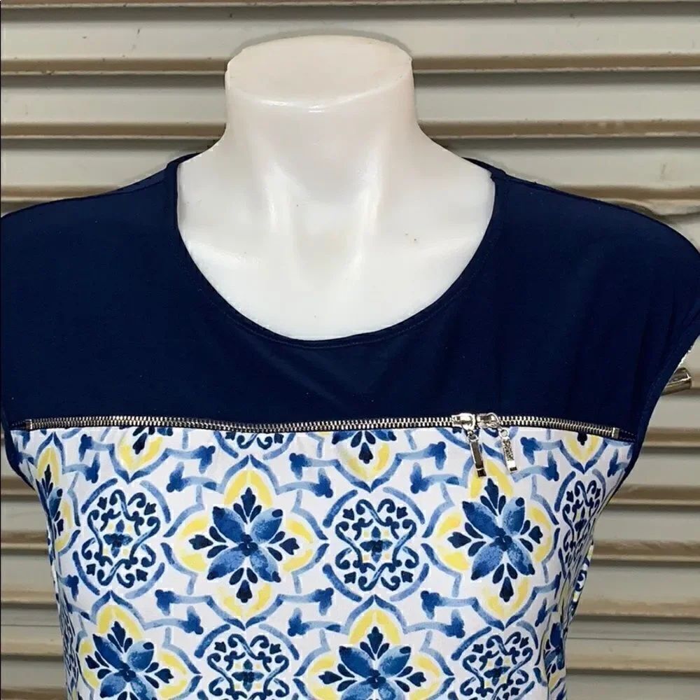 🛍️Perception Concept size Small top - Picture 5 of 8